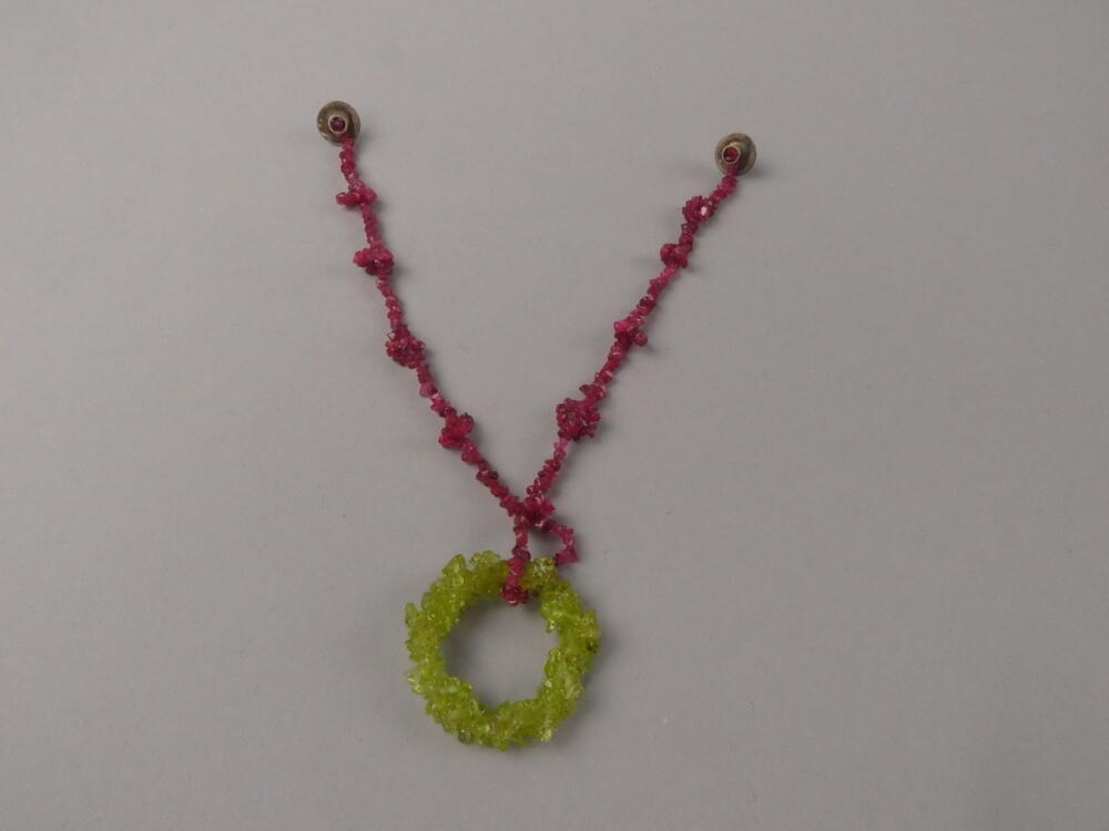 Broche