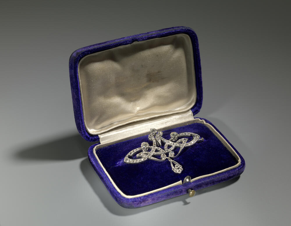Broche van Aletta Jacobs