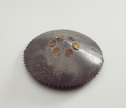 Broche
