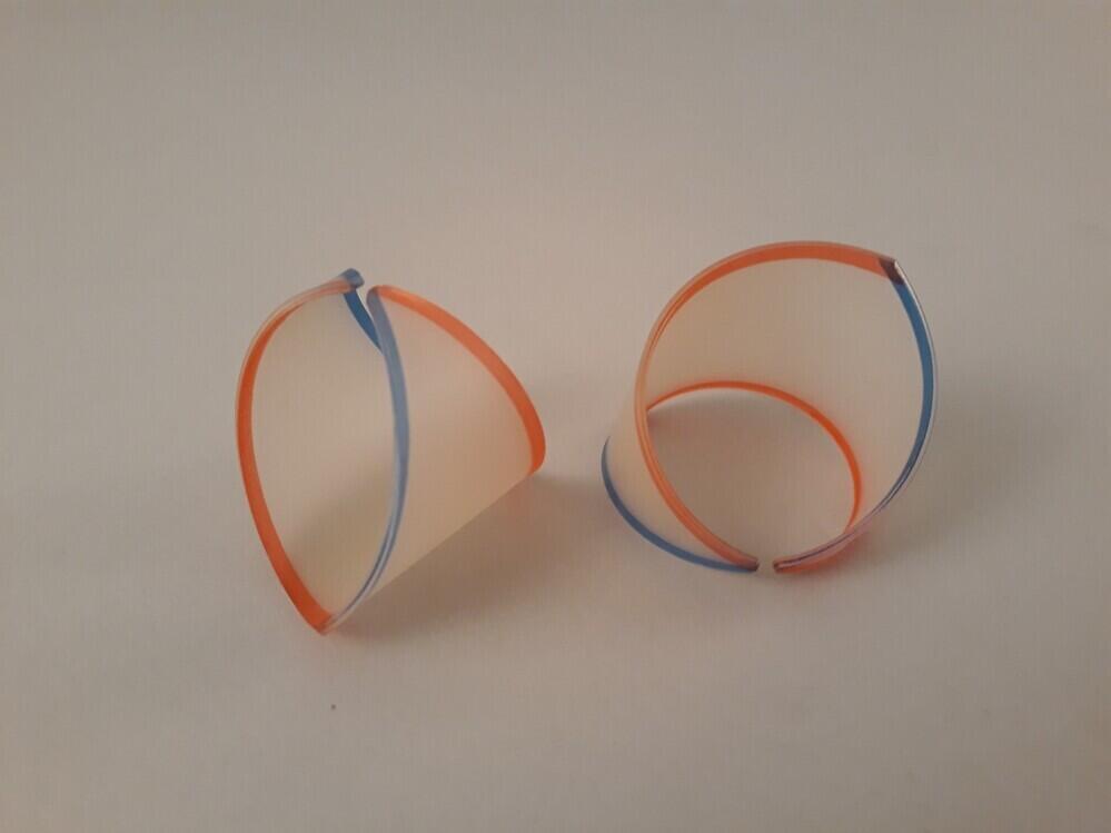 Twee oorsieraden