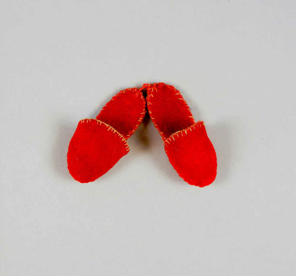 Poppenschoenen (paar)