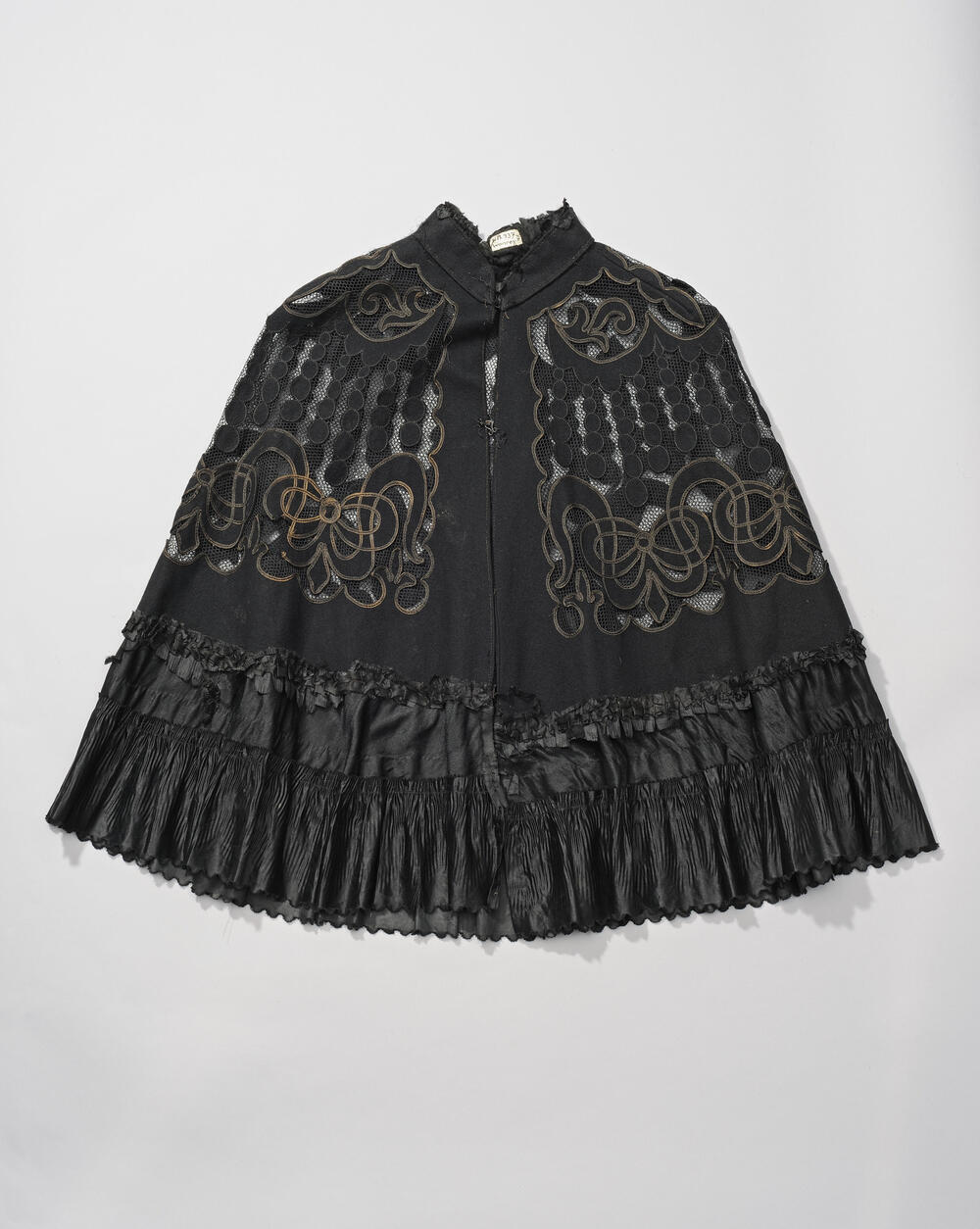 Pelerine of schoudermantel, Wanroij, voor 1948
