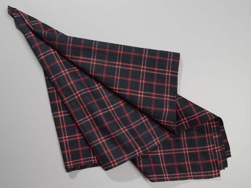 Hindelooper sondook met ingeweven ruit in donkerblauw met rood en wit