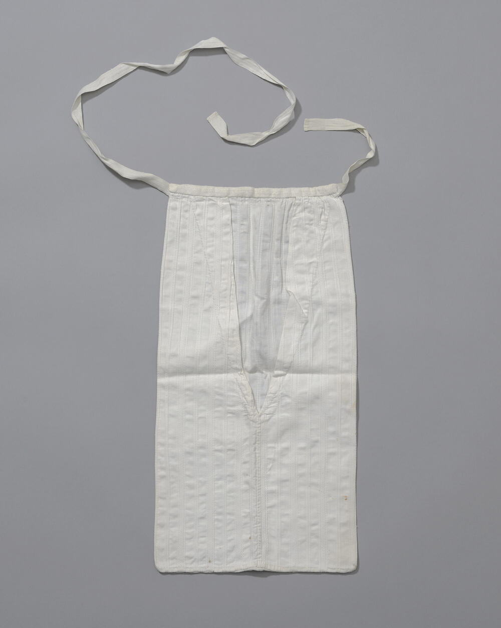 Witte katoenen zijzak, Hindeloopen, voor 1946