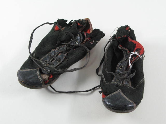 Vondelingenkleding: schoen