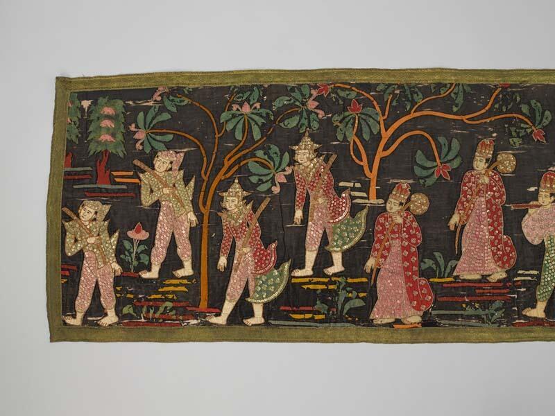 Wandkleed afkomstig uit Burma met voorstelling van gedragen figuur met twaalf figuren waarvan één…