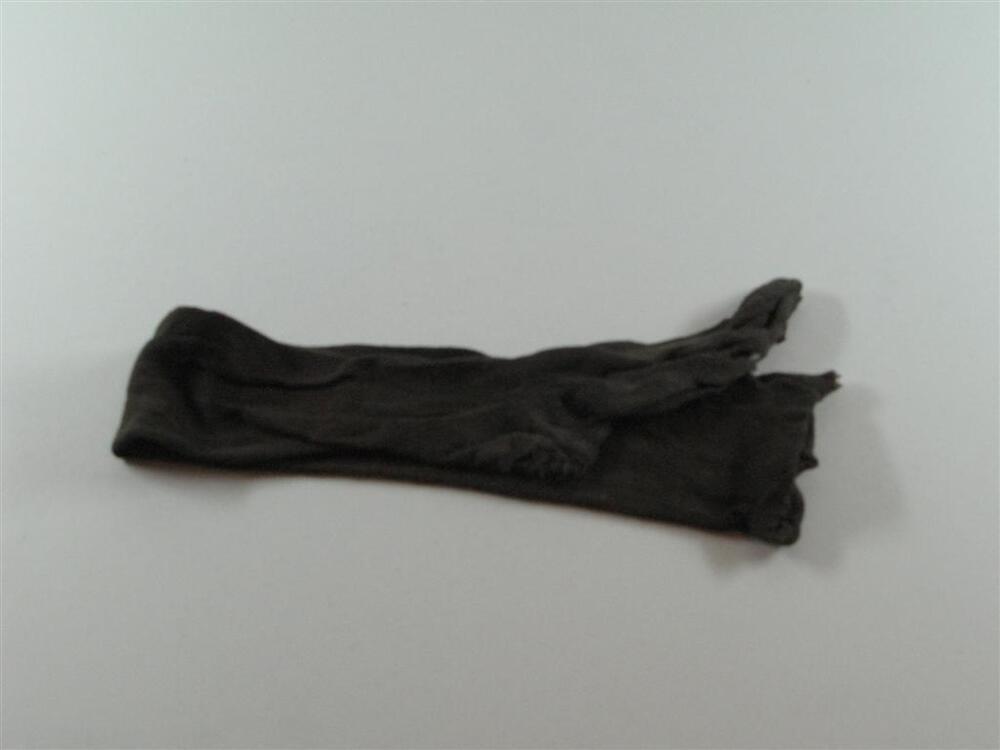Vondelingenkleding: sok (1 van 2)