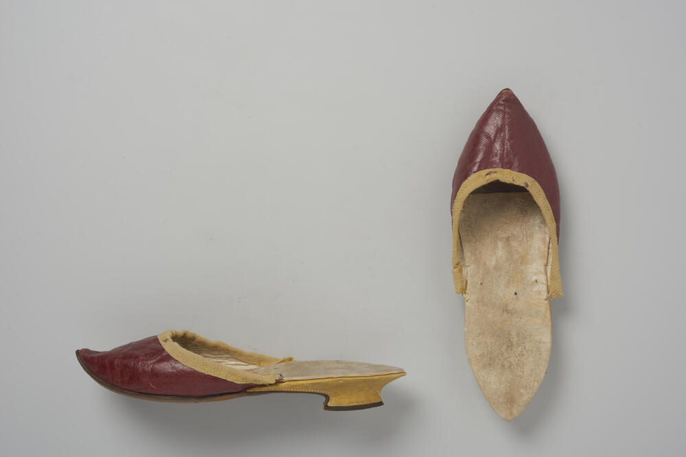Rood leren muiltjes, Zaanstreek, 1775–1800