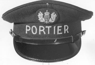 Uniformpet hoofdportier algemeen