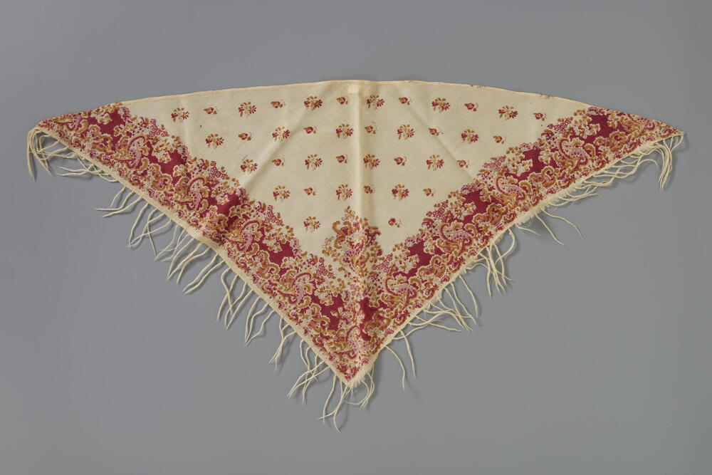 Wollen tipdoek met franje, Groningen, circa 1880