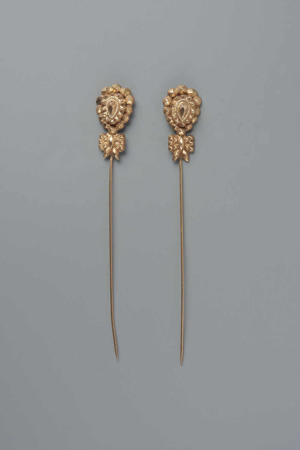 Paar gouden kapspelden, Terschelling, 1855–1865