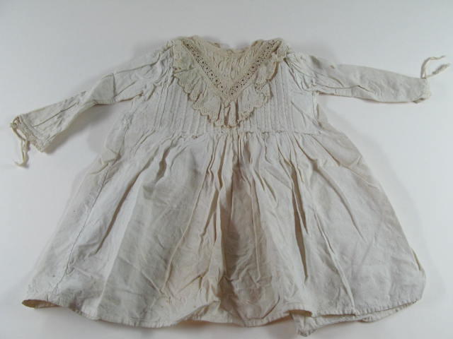 Vondelingenkleding: jurk