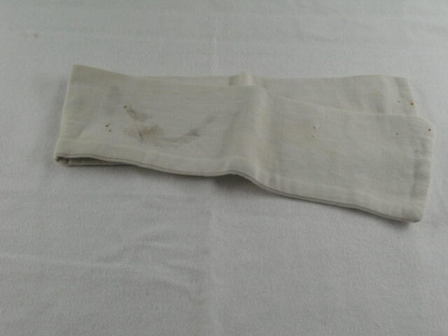 Vondelingenkleding: navelband