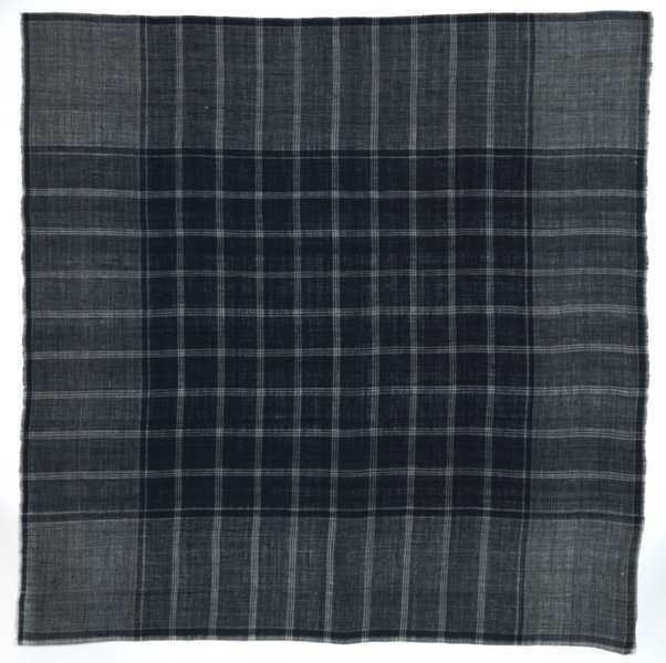 Hindelooper sondook voor de zware rouw met ingeweven ruit in donkerblauw en wit met 'lapkede mei…