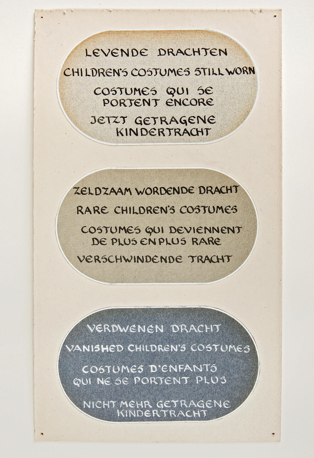 Legenda overzichtskaart kinderdrachten, 1948