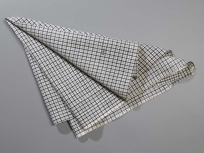 Hindelooper Sondook met ingeweven ruit in wit en blauw