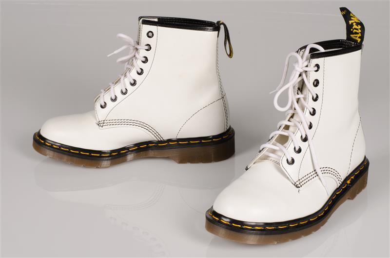 Paar hoge damesveterschoenen