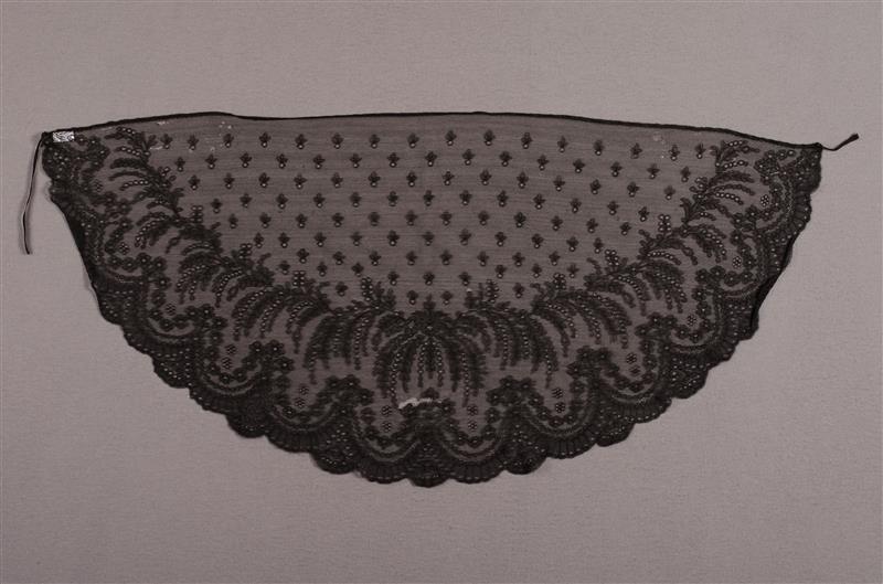 Schort of voile