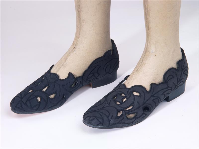 Paar damesschoenen