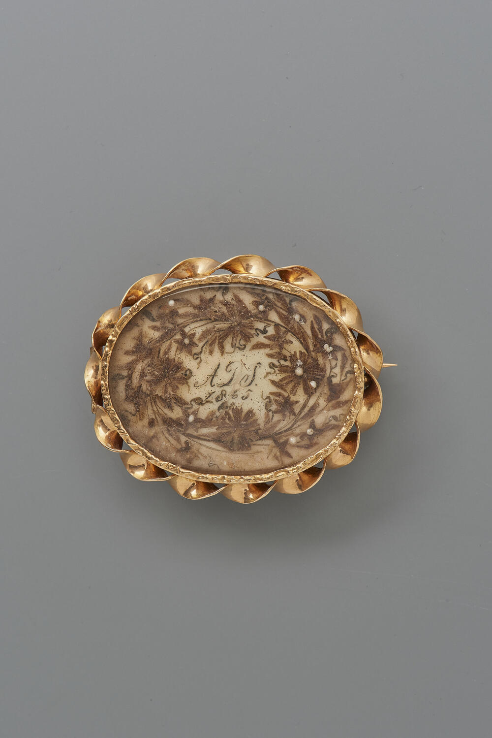 Broche met haarwerk, Noord-Holland, 1865