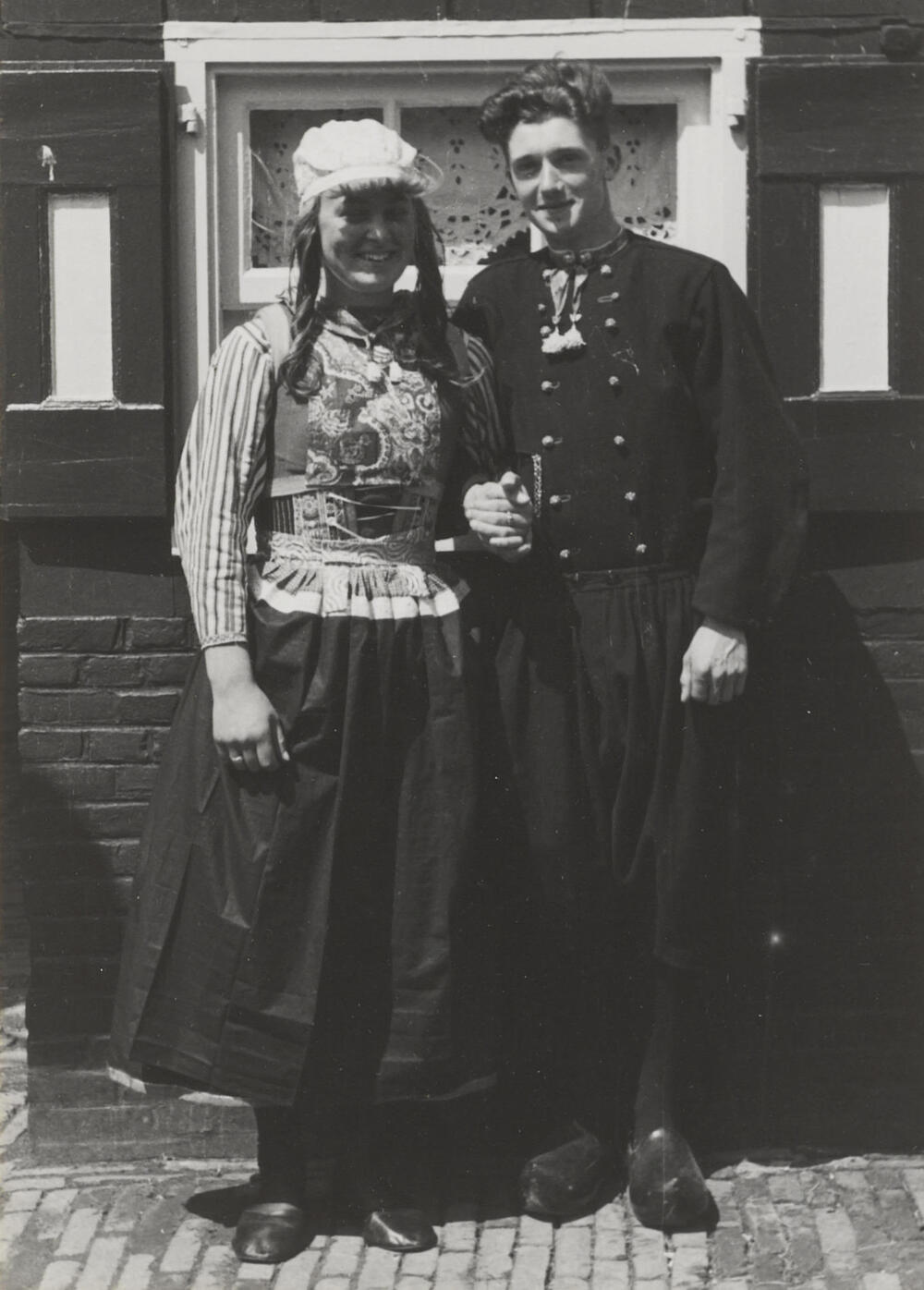 Aadje van Geel en Cornelis Kes, Marken, 1943