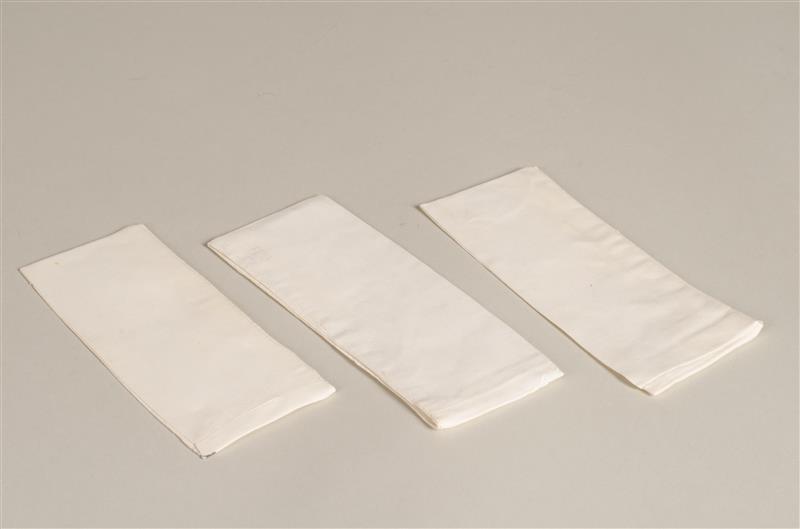 Drie dienstbodemanchetten