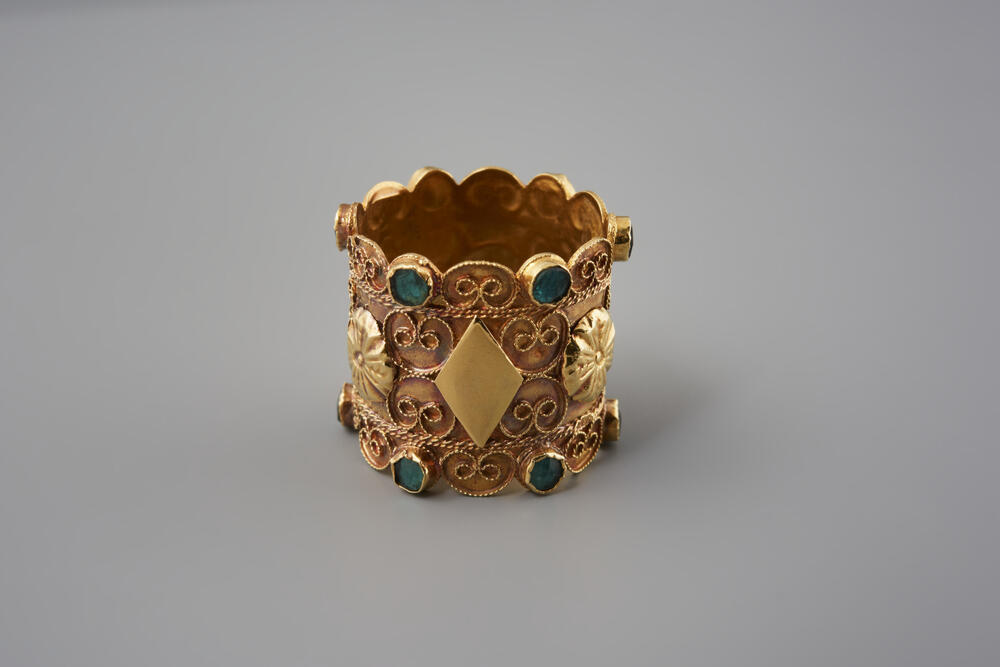 Gouden ring, Axel, 1880–1890