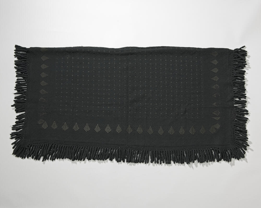Zwart wollen overdoek, Walcheren, 1880–1951