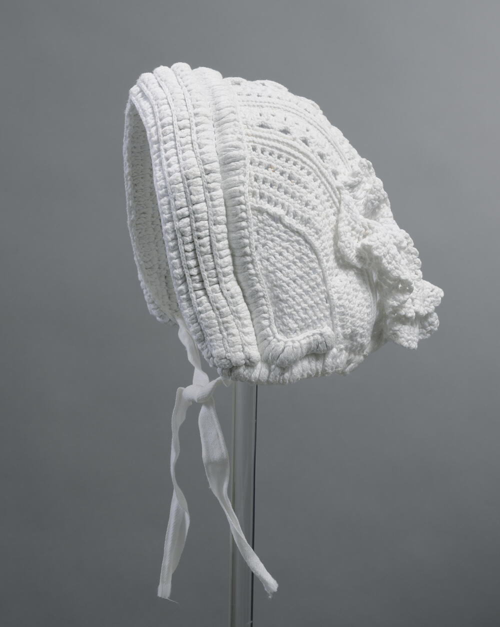 Gehaakte daagse muts, Land van Altena, 1890–1955