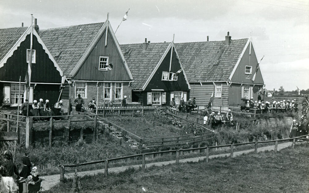 Oranjefeest op Marken, 1945