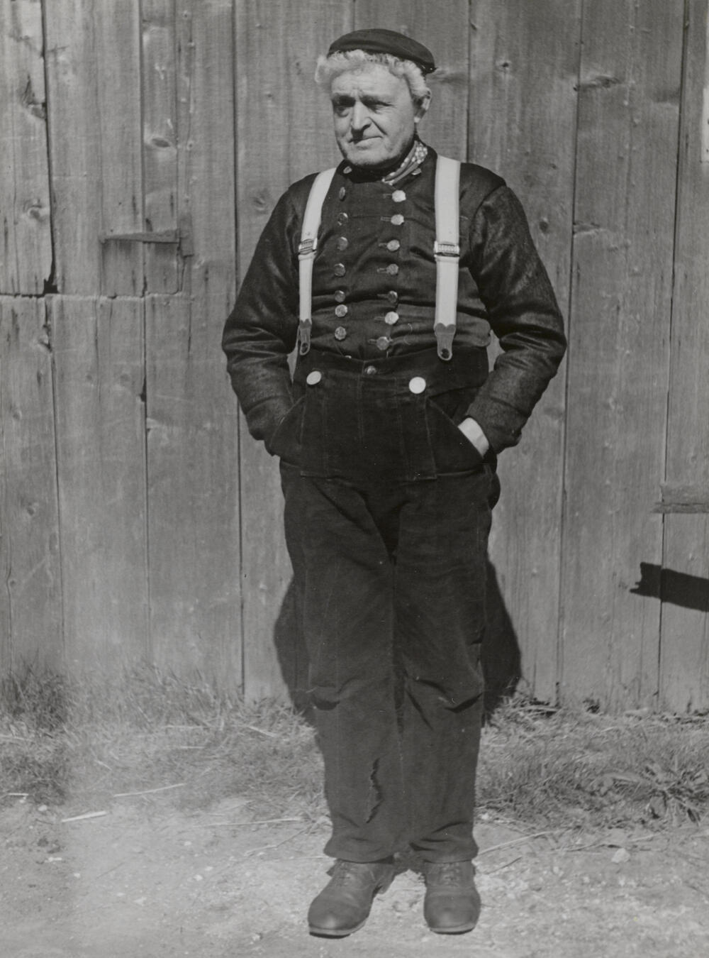 Jan Smit in Staphorster dracht, 1944