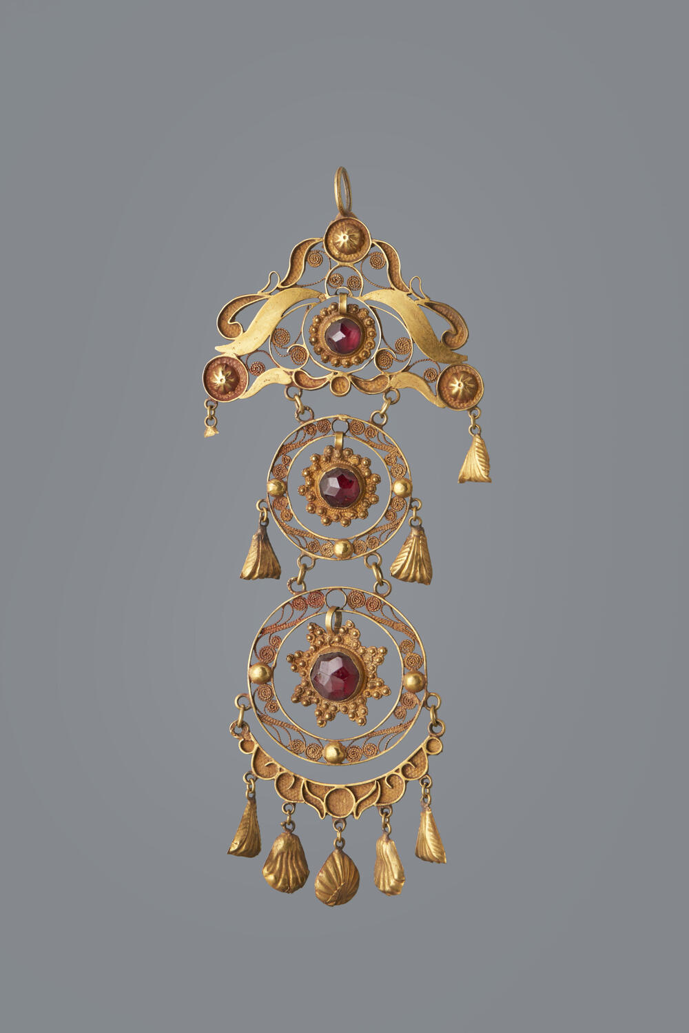 Gouden oorijzerhanger, Vlaardingen, 1850–1860
