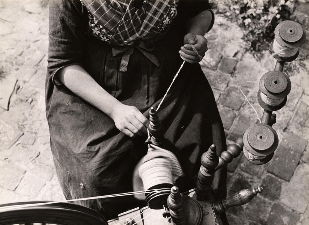 Twijnen van wol, Rouveen, 1944