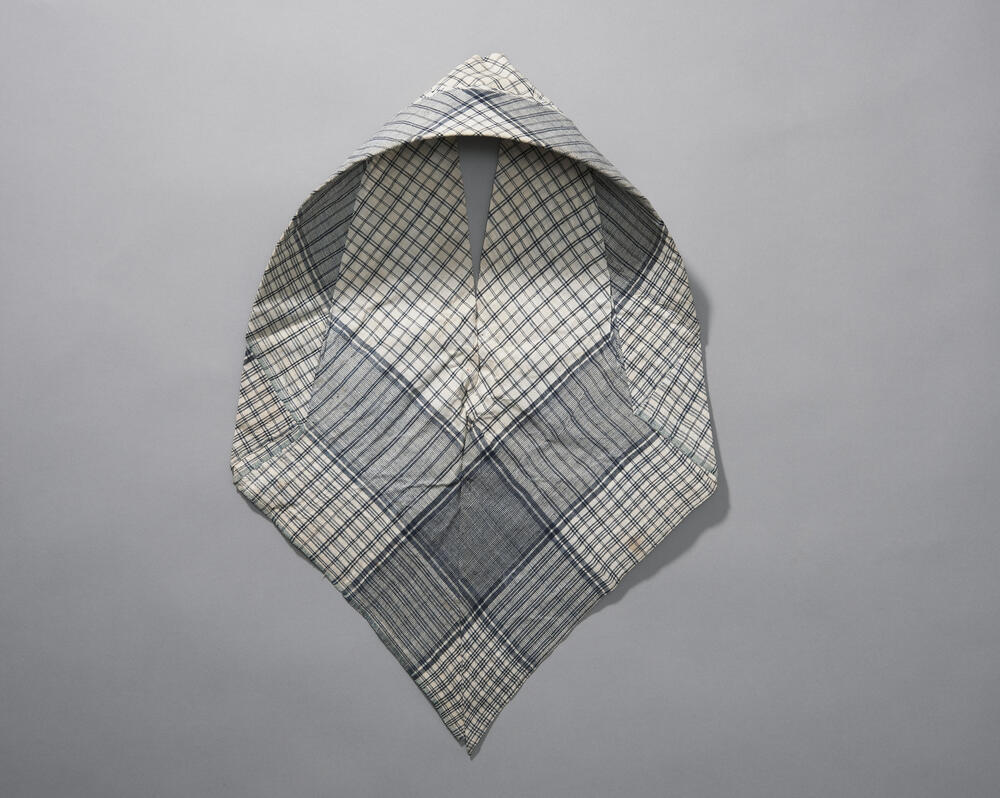 Zondoek voor ongehuwde vrouw, Hindeloopen, voor 1969