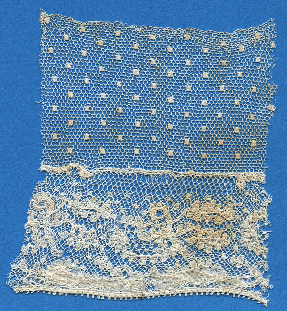Fragment voorstrook van een kornetmuts, Huizen, voor 1945