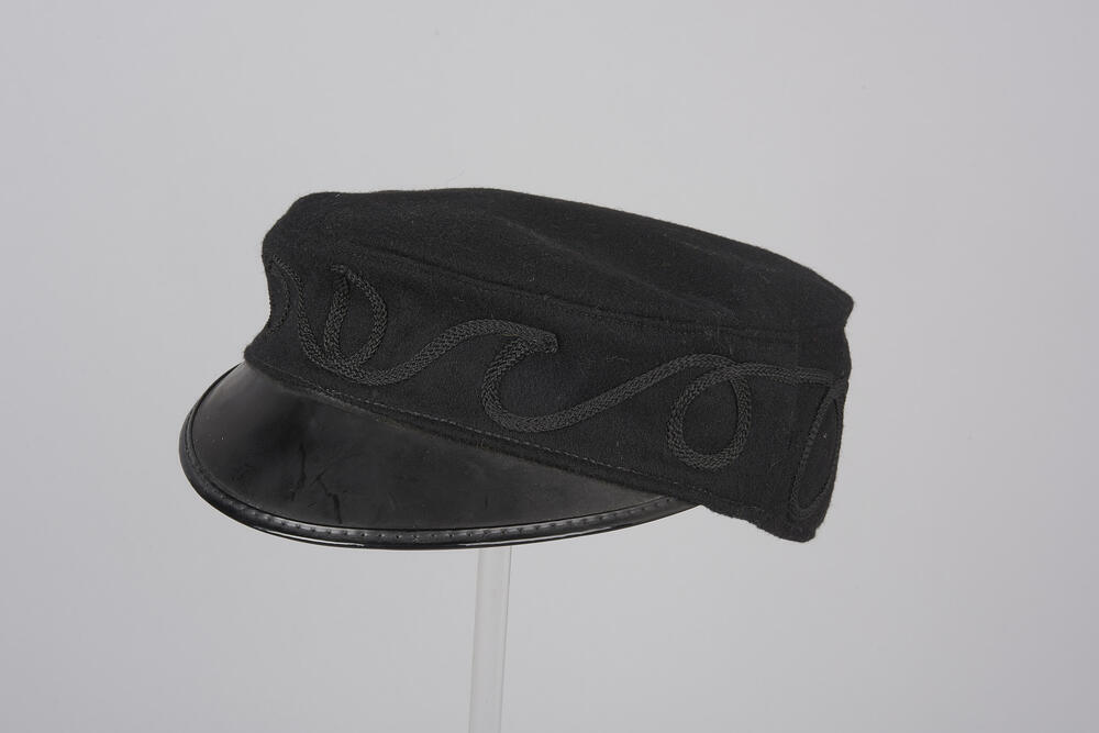 Pet met zogenaamde meanderversiering, Walcheren, 1900–1976