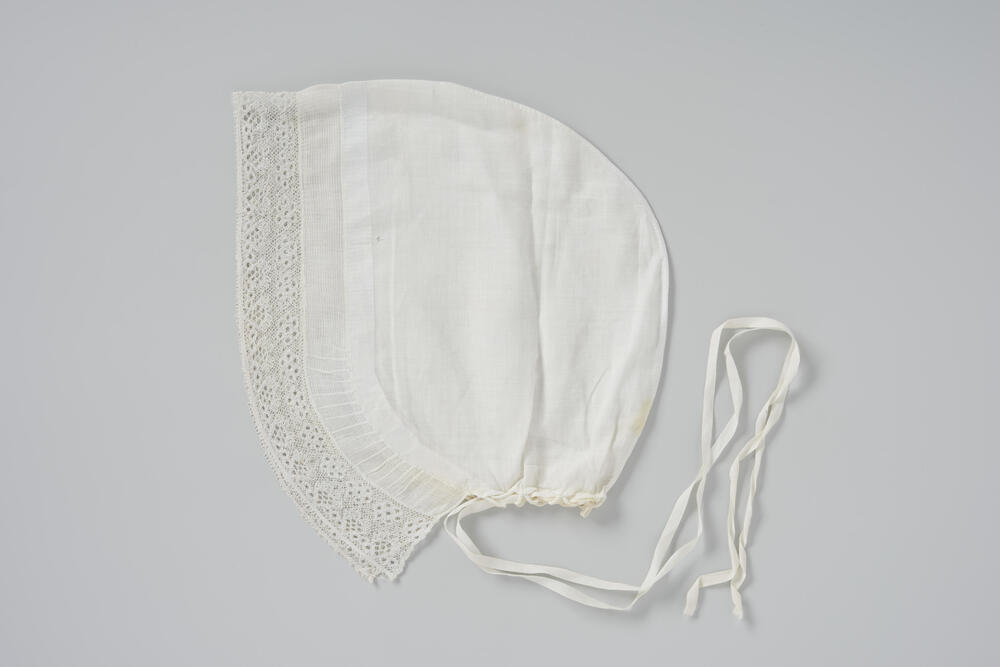 'Kanten muts', Bunschoten, voor 1940