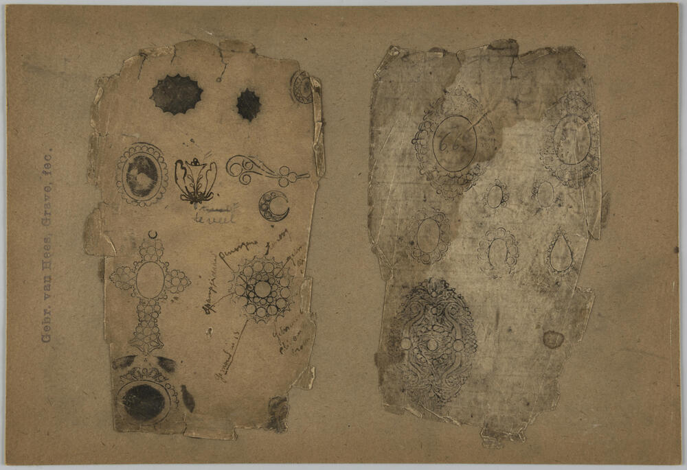 Wrijfsels van streeksieraden, Grave, 1877–1905