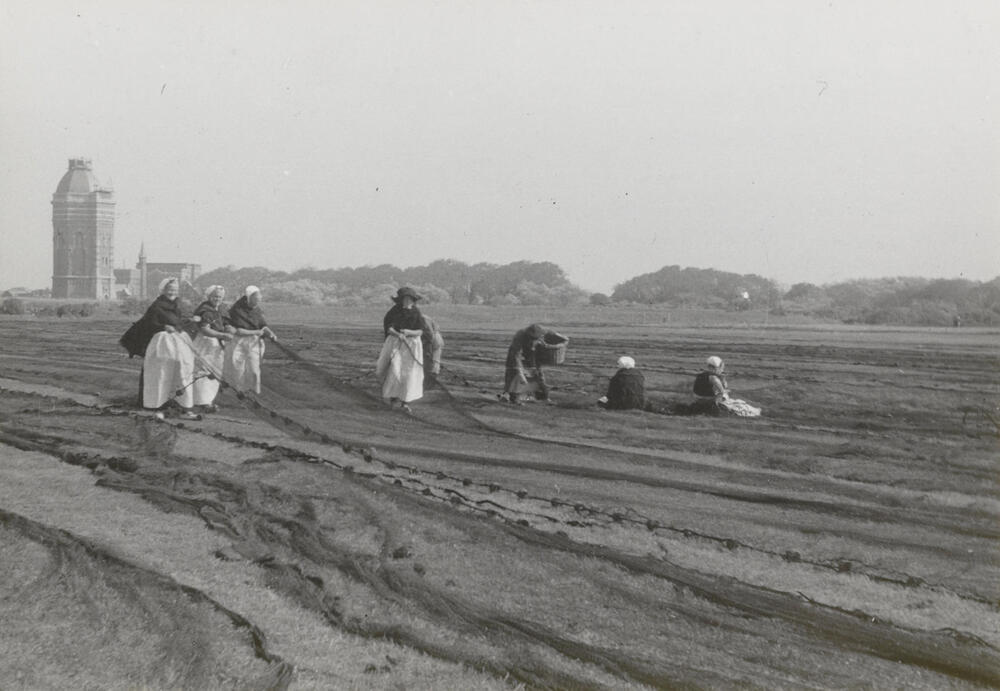 Netten boeten, Scheveningen, 1948