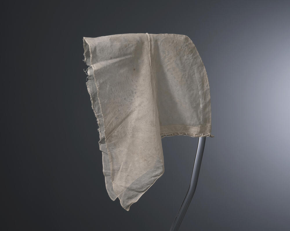 Hul van effen tule voor de rouw, Weesperkarspel, circa 1866