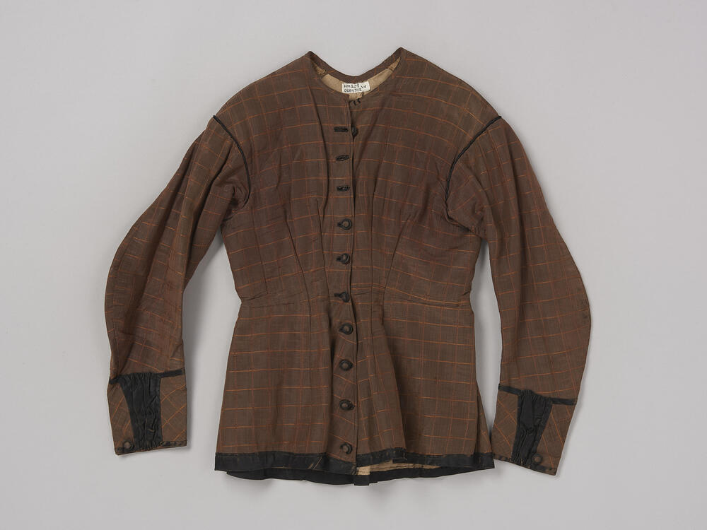 Bruin geruit zijden vrouwenjak, Drenthe, circa 1870
