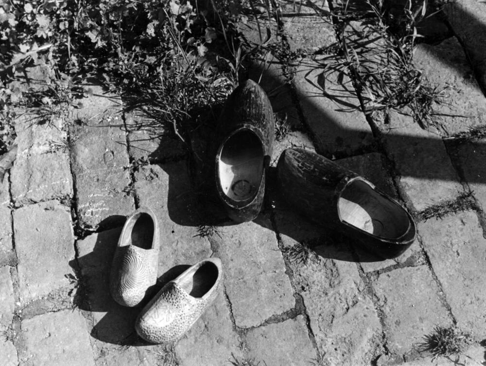 Besneden klompen, Marken, 1943