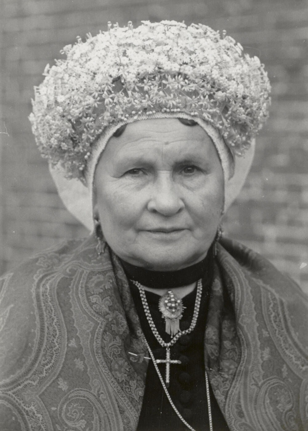 Vrouw uit Princenhage in streekdracht, 1950