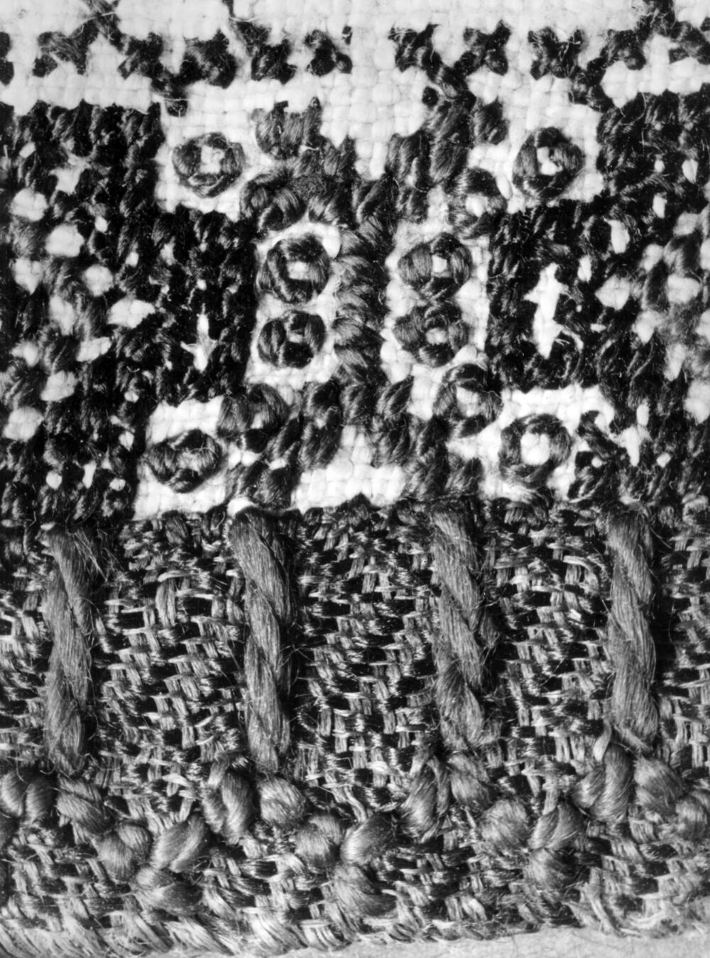 Kruissteekborduurwerk, Marken, 1943
