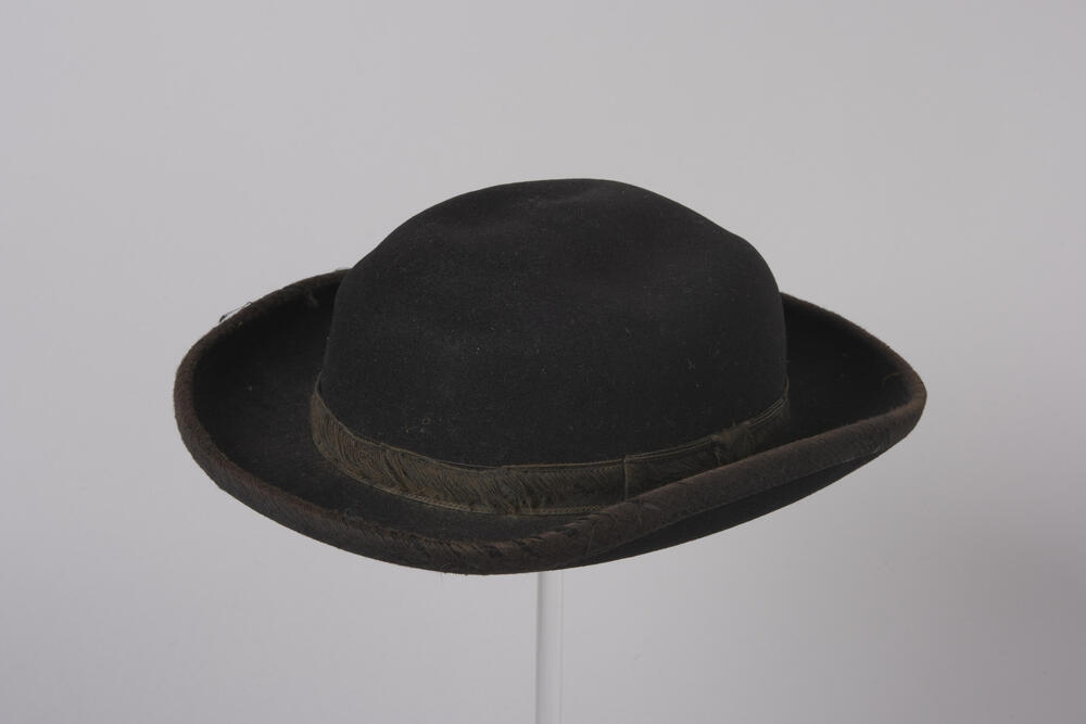 Ronde castoren hoed, Walcheren, 1880–1950