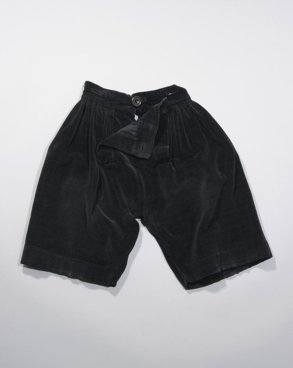 Klepbroek voor een jongen, Volendam, voor 1948