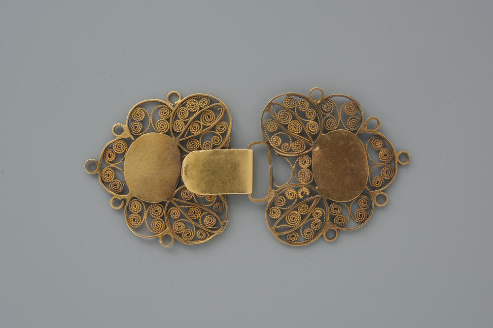 Gouden mantelineslotje, Hulst, 1920–1941