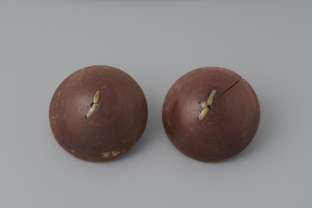 Paar houten broeksstukken, Zuid-Beveland, 1875–1900