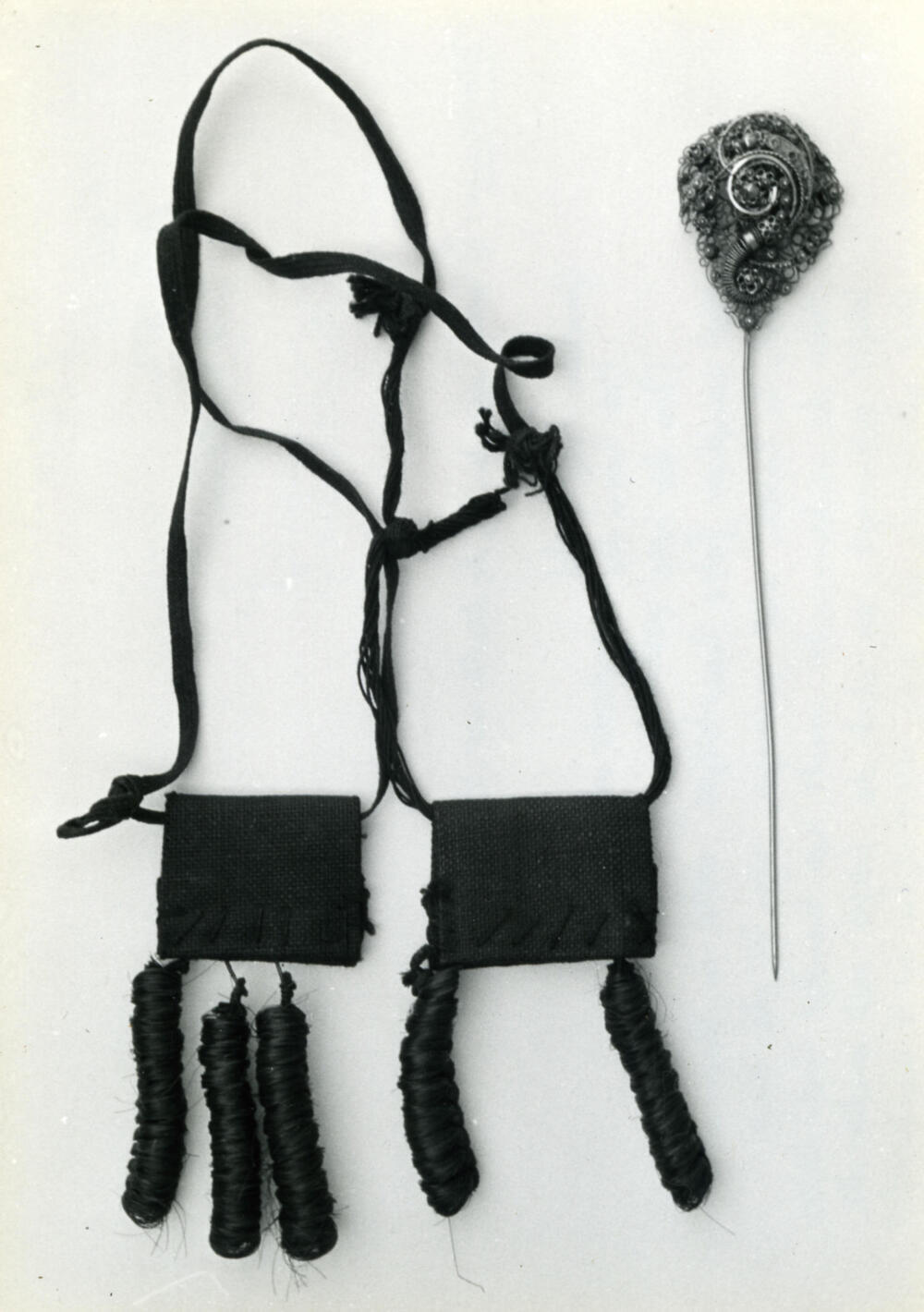 Haarlokjes en kapspeld, Blaricum, 1952