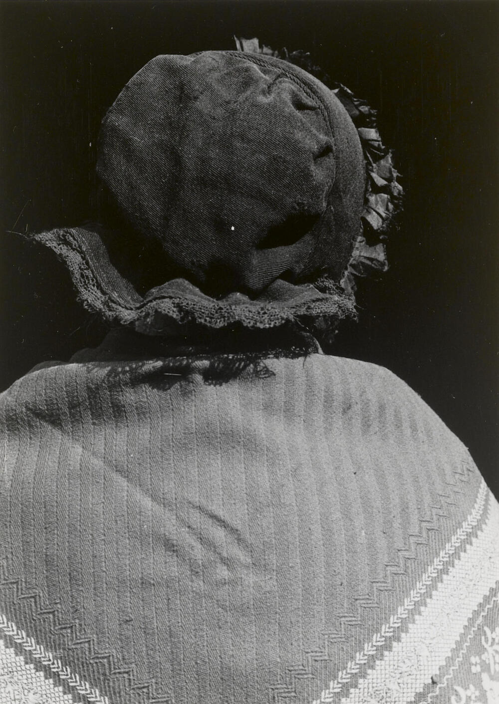 Vrouw in streekdracht uit Stein, 1952